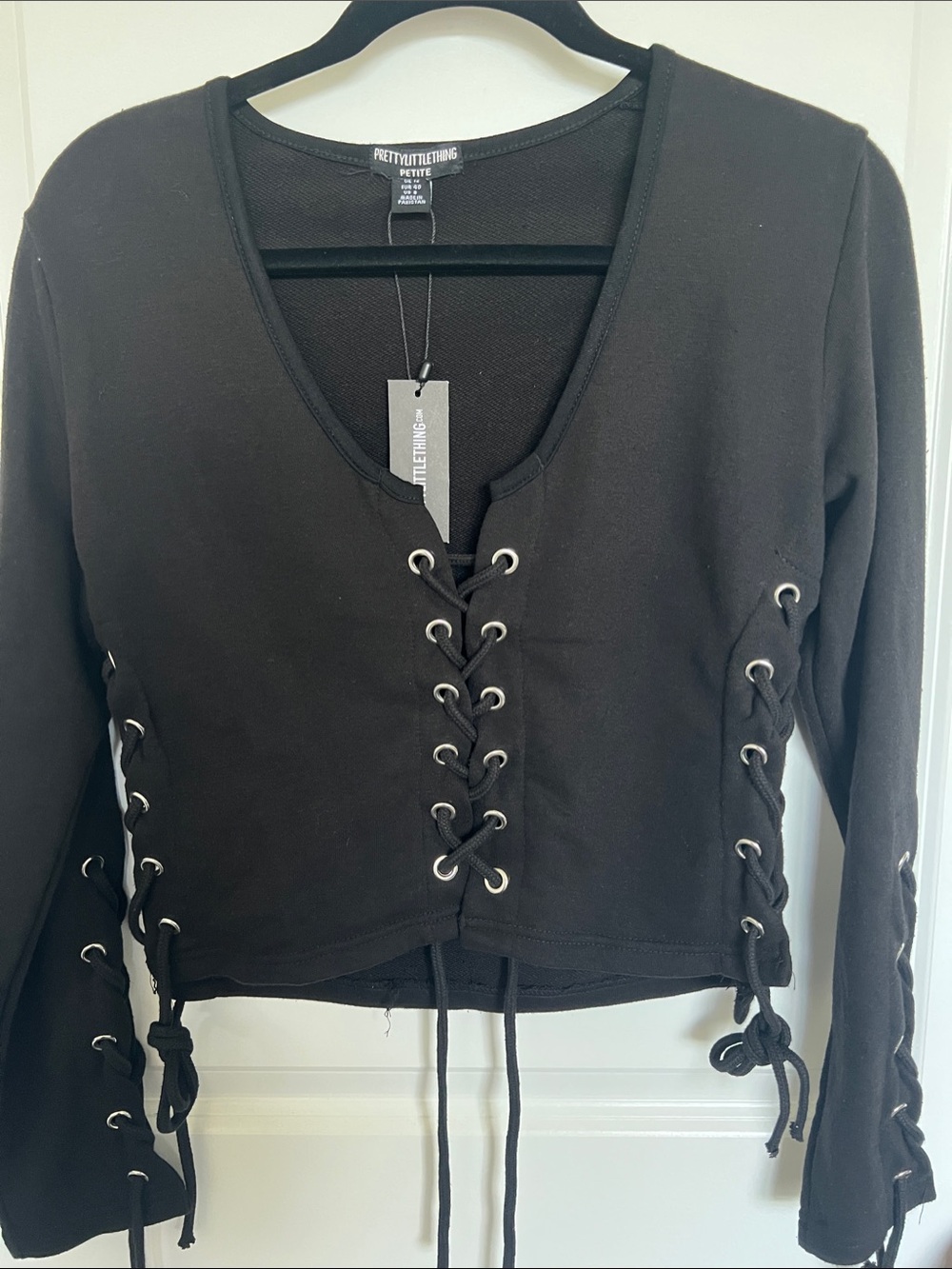 PrettyLittleThing Black Lace-Up Long Sleeve Top